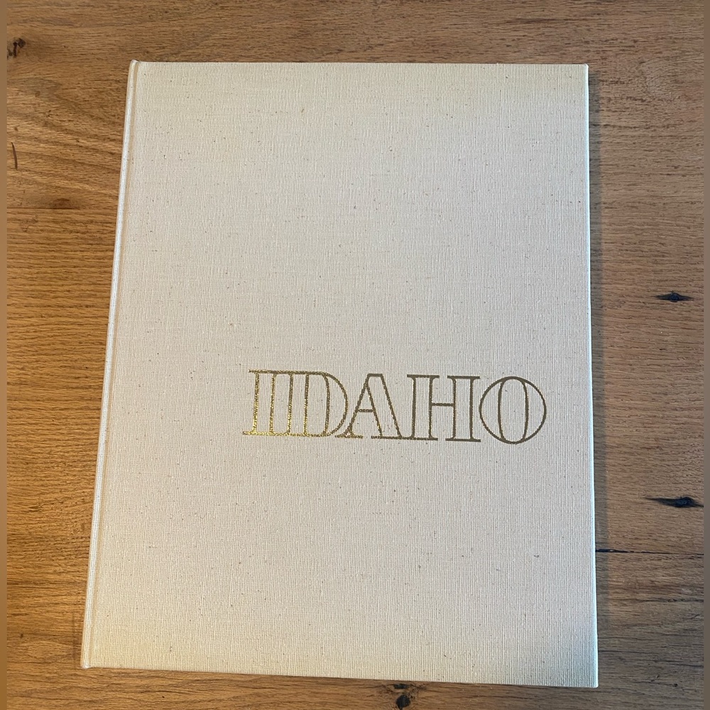 Coffetable Book‎ of ‘IDAHO' Hardcover Preloved